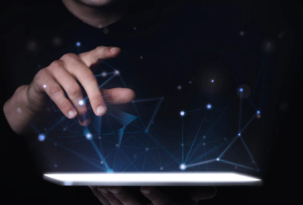 严艺丹和肖顺尧什么时候认识的 严艺丹照片